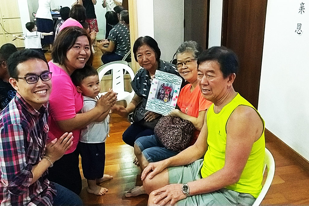 Li Junyi always participated in the Parents Appreciation Day held at school in previous years with his entire family. The photo above showcases Li Junyi and his family attending the 2018 Parents Appreciation Day. (Photo provided by Jeslyn Woon)